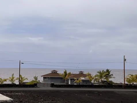 Akahi Avenue Captain Cook HI 96704