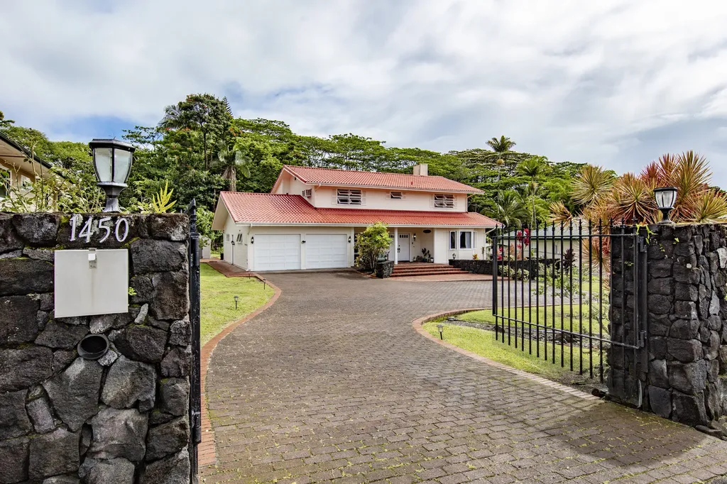 1450 Kilikina Street Hilo HI 96720