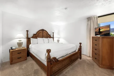 75-6106 Alii Drive Kailua-kona HI 96740