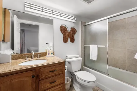 75-6106 Alii Drive Kailua-kona HI 96740