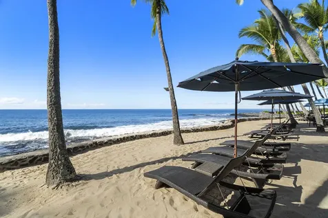 75-6106 Alii Drive Kailua-kona HI 96740