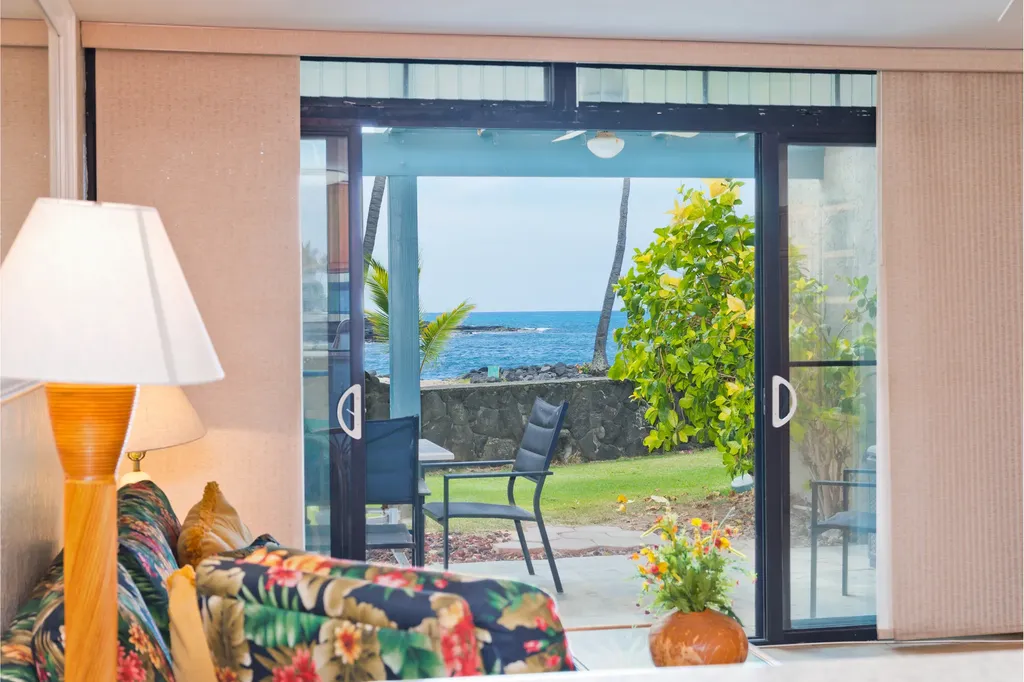75-5888 Alii Drive Kailua-kona HI 96740