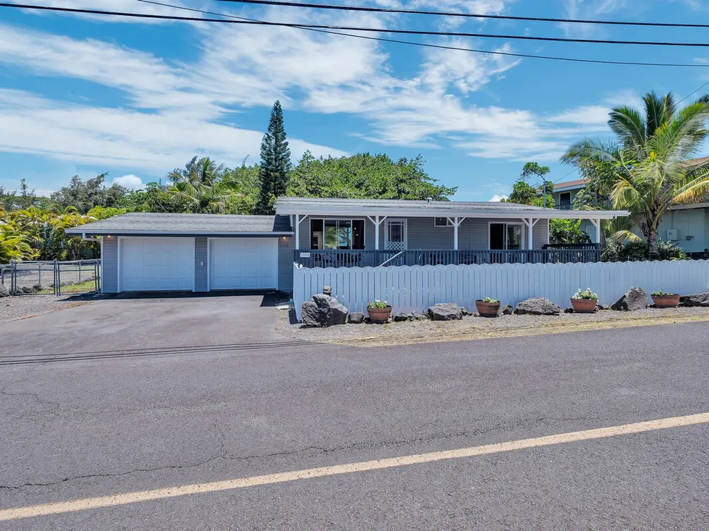 15-974 Paradise Ala Kai Drive Keaau HI 96749