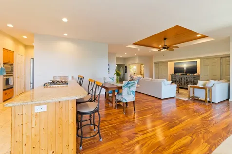 83-5611 Middle Keei Road Captain Cook HI 96704