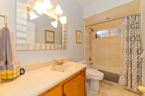 83-5611 Middle Keei Road Captain Cook HI 96704