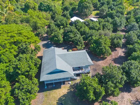 83-5611 Middle Keei Road Captain Cook HI 96704