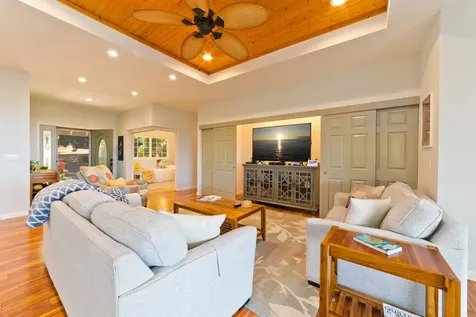 83-5611 Middle Keei Road Captain Cook HI 96704