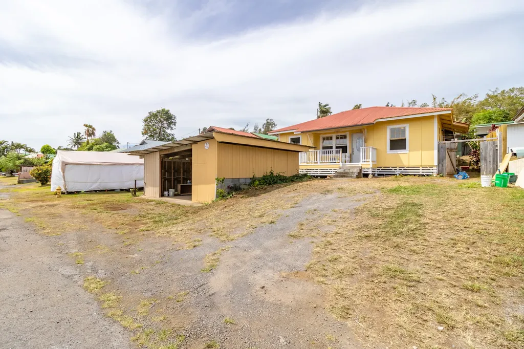 44-316 Puaolena Street Honokaa HI 96727