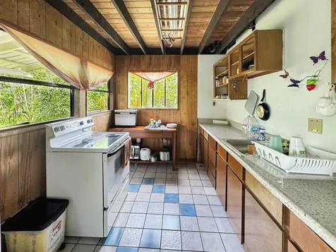 15-1414 18th Avenue Keaau HI 96749