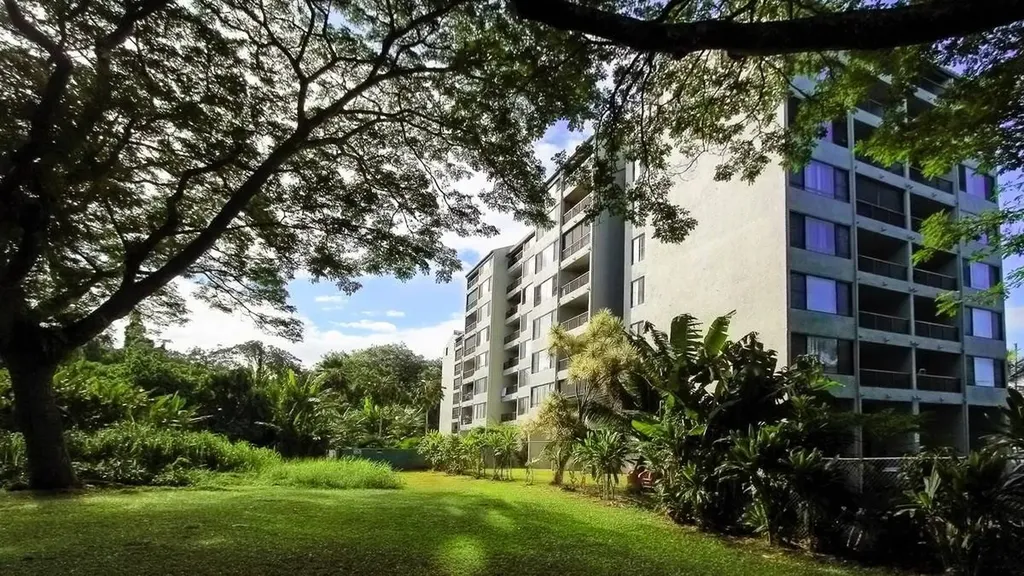 1875 Kalanianaole Street Hilo HI 96720