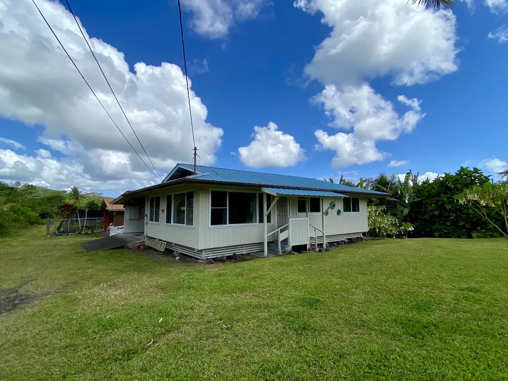 16-252 Pohaku Drive Keaau HI 96749