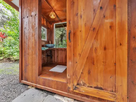 19-4045 Maile Avenue Volcano HI 96785