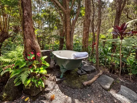 19-4045 Maile Avenue Volcano HI 96785