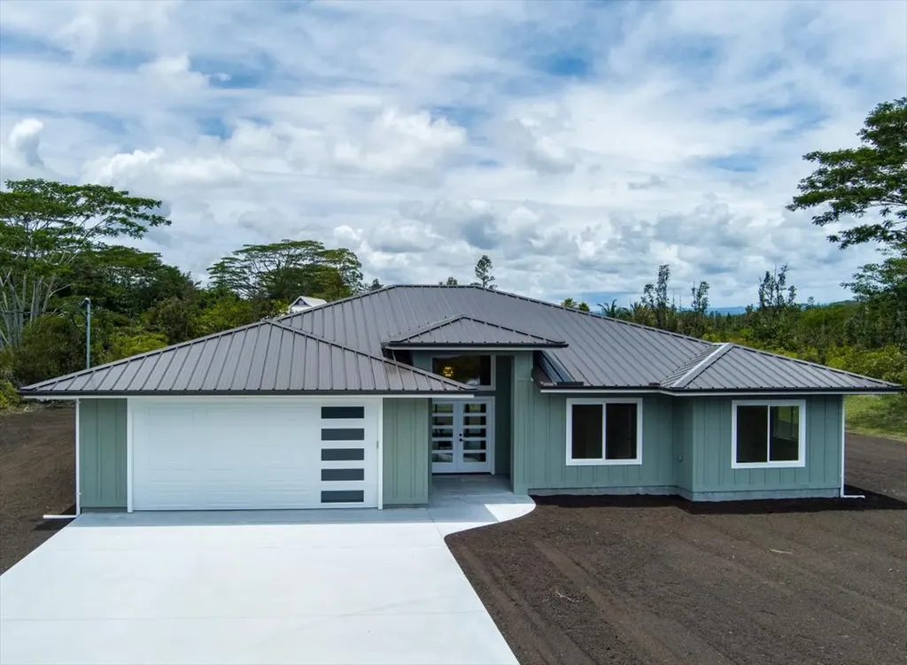 15-1616 7th Avenue Keaau HI 96749