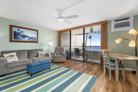 75-5888 Kona Reef Kailua-kona HI 96740
