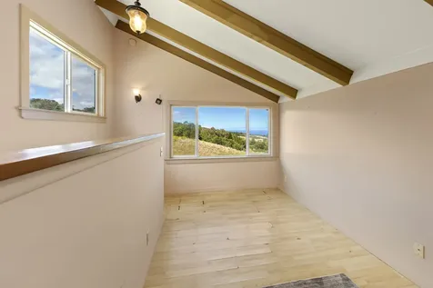 35-1183 Homestead Road Laupahoehoe HI 96764