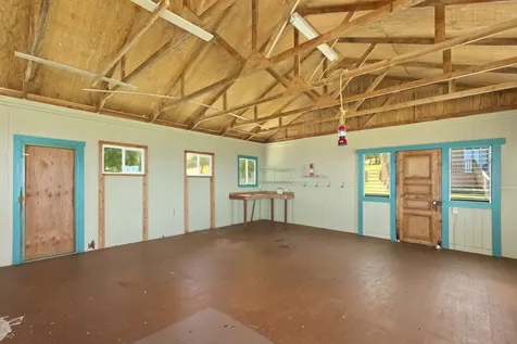 35-1183 Homestead Road Laupahoehoe HI 96764