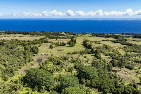 35-1183 Homestead Road Laupahoehoe HI 96764