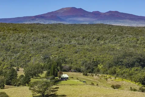 35-1183 Homestead Road Laupahoehoe HI 96764