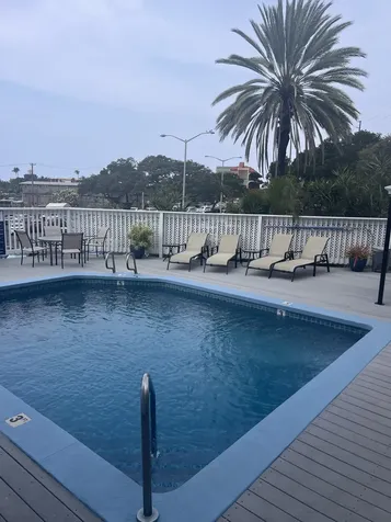 75-5680 Kuakini Highway Kailua-kona HI 96740