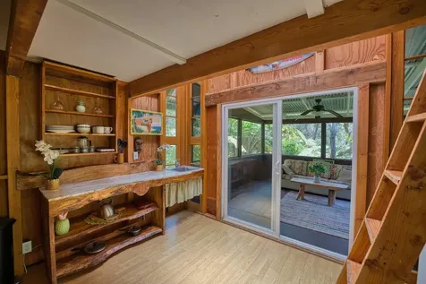 11-3754 Nahelenani Street Volcano HI 96785