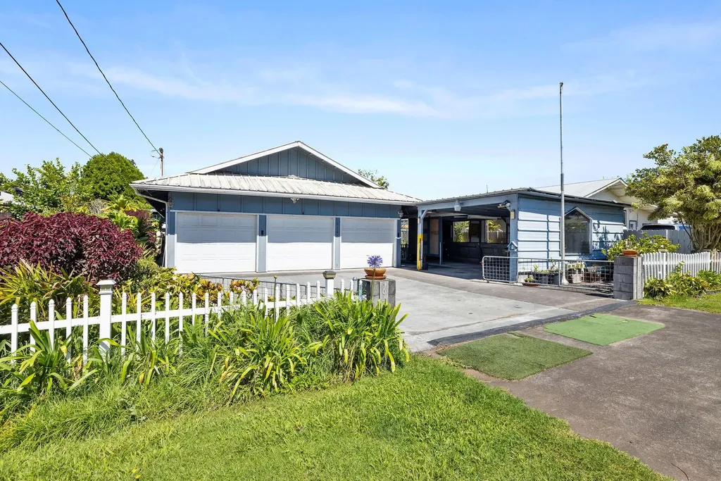 64-148 Makaloa Loop Kamuela HI 96743