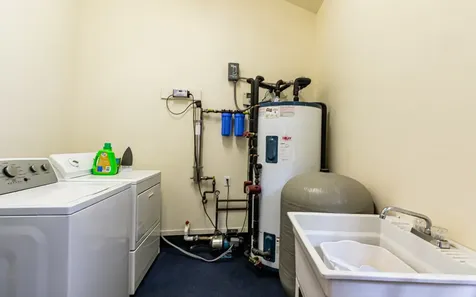 99-1846 Painiu Loop Volcano HI 96785