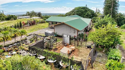 94-6491 Kamaoa Road Naalehu HI 96772