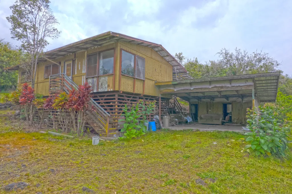 88-2800 Papa Homestead Road Captain Cook HI 96704