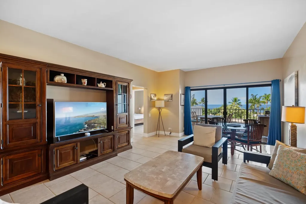 75-6040 Alii Drive Kailua-kona HI 96740