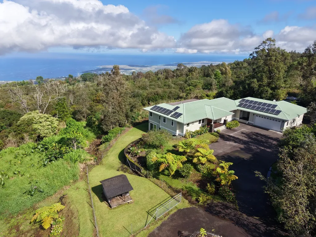 76-1255 Waiono Ranch Road Holualoa HI 96725