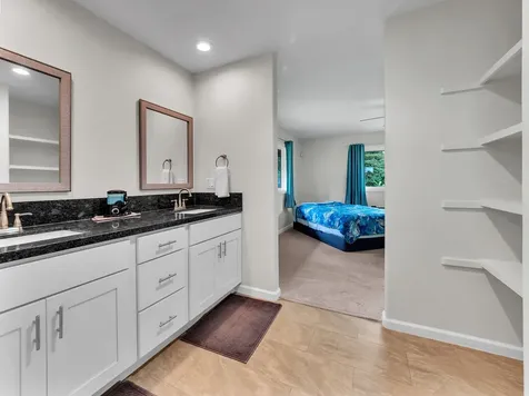 15-1606 16th Avenue Keaau HI 96749