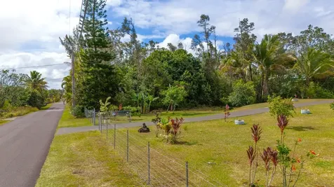 15-1606 16th Avenue Keaau HI 96749