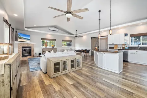 71-1876 Puu Lani Loop Kailua-kona HI 96740