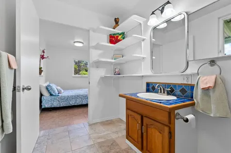 11-2449 Ohialani Road Volcano HI 96785