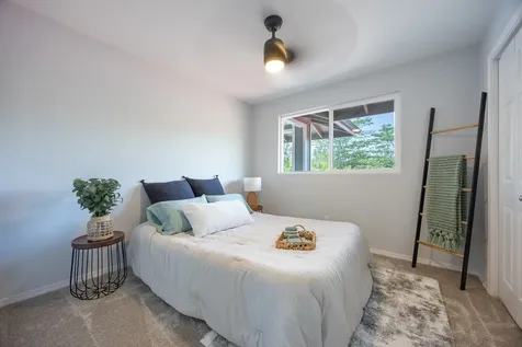 15-1791 4th Avenue Keaau HI 96749