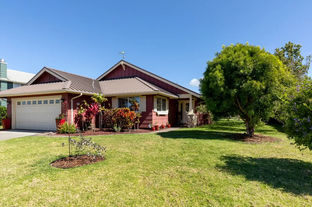 67-1272 Laikealoha Street Kamuela HI 96743