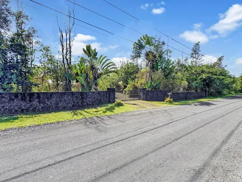 15-1516 11th Avenue Keaau HI 96749