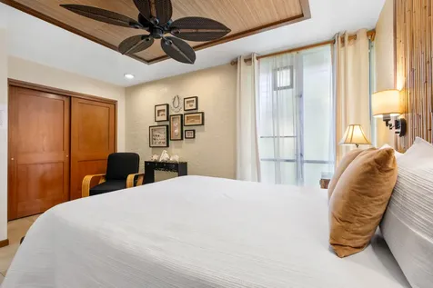 75-6016 Alii Drive Kailua-kona HI 96740