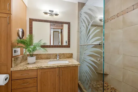 75-6016 Alii Drive Kailua-kona HI 96740