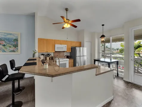 75-6009 Alii Drive Kailua-kona HI 96740