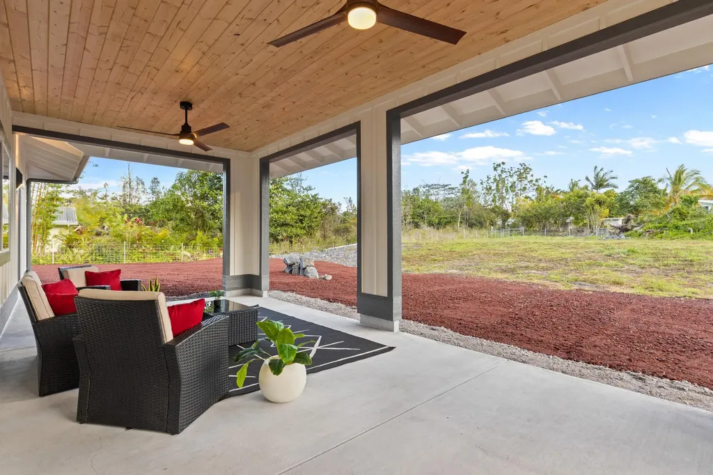 15-2026 20th Avenue Keaau HI 96749