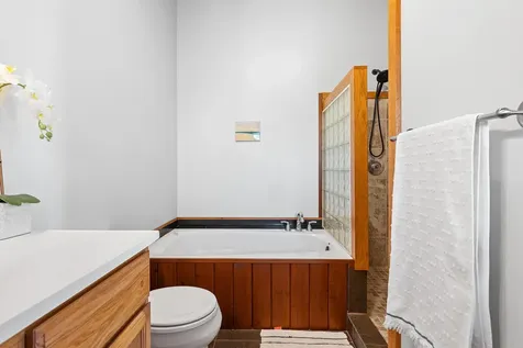 15-1644 4th Avenue Keaau HI 96749