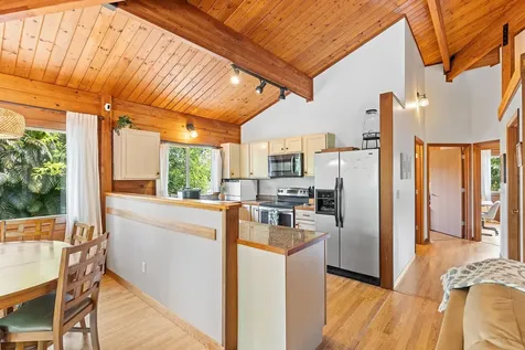 15-1644 4th Avenue Keaau HI 96749