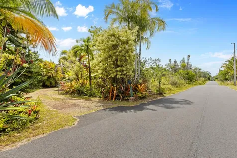 15-1644 4th Avenue Keaau HI 96749