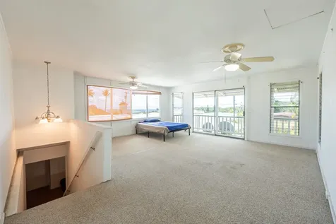 7 Kaapuni Loop Hilo HI 96720