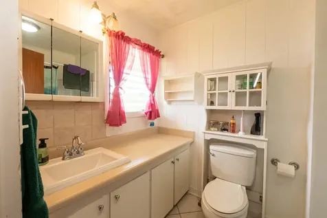 7 Kaapuni Loop Hilo HI 96720