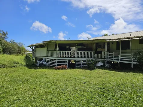 15-1483 28th Avenue Keaau HI 96749