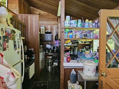 15-1483 28th Avenue Keaau HI 96749