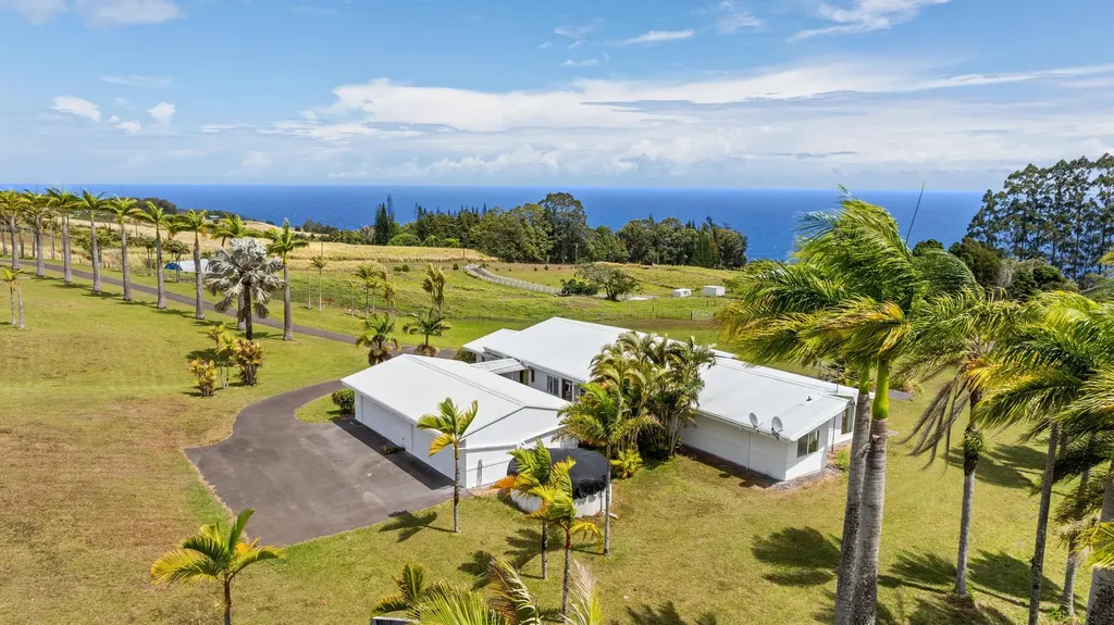 35-377 Kihalani Homestead Road Laupahoehoe HI 96764